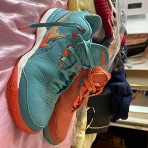 Nike Zoom LeBron NXXT Gen g CB AMPD EP ‘Miami’ basketball sneakers